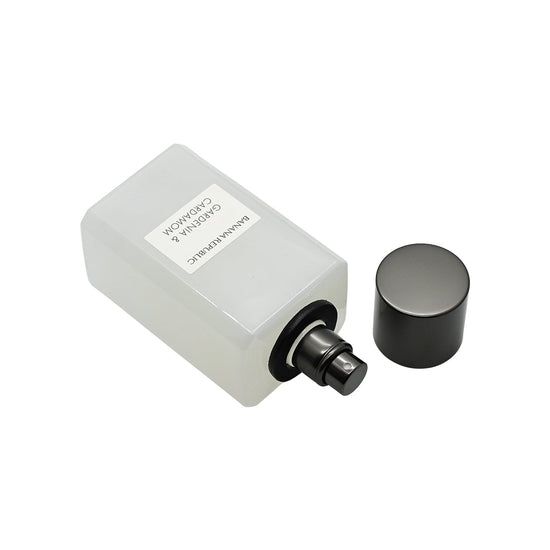 Banana Republic Icon Collection Gardenia & Cardamom Eau de Parfume 75ml Banana Republic